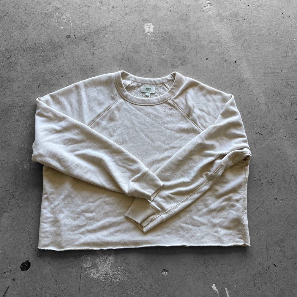 Crewneck cropped sweater
